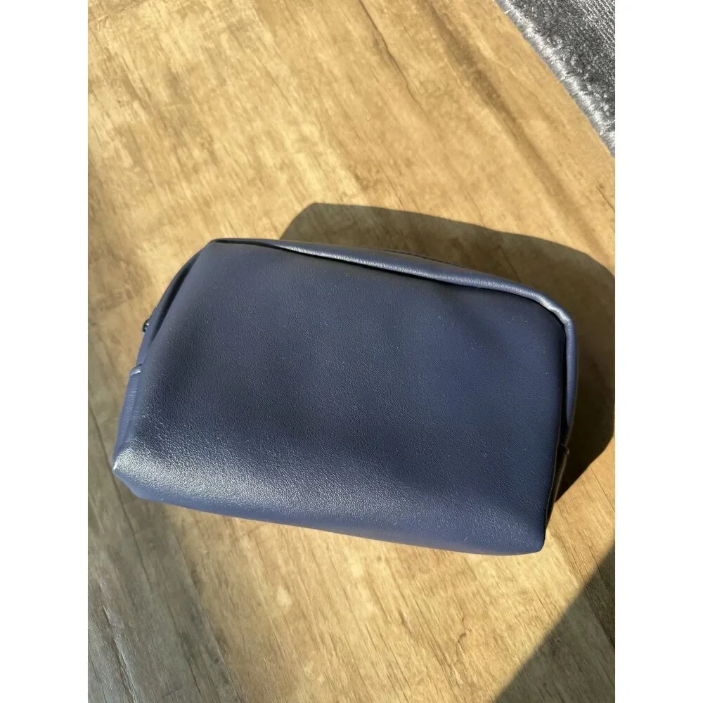 Lufthansa Premium Economy Class Navy Blue Toiletry Bag Cosmetic Makeup Pouch